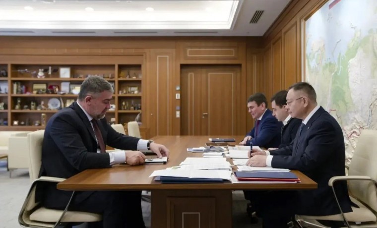 Ирек Файзуллин провел совещание по вопросам развития строительной отрасли в Чеченской Республике