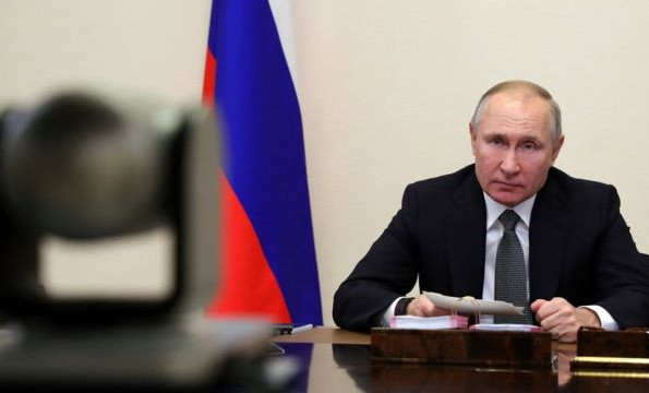 Путин предложил проиндексировать пенсии выше инфляции на 8,6%