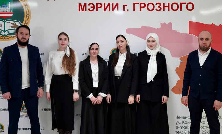 В Грозном определены победители заочного этапа Всероссийского конкурса «Педагогический дебют - 2025»