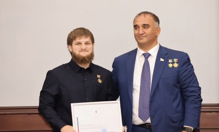 Ахмат Кадыров отмечен Благодарностью Председателя Совета Федерации Федерального Собрания РФ