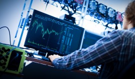 Российским вузам поручили проанализировать трудоустройство выпускников IT-специальностей