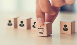 У 24% жителей Грозного есть подработка - SuperJob