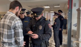 На грозненском ЖД вокзале прошла акция «Должник»