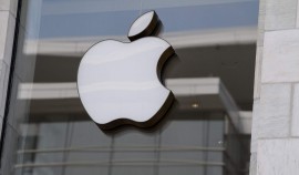 Официальный сайт Apple перестал работать в России