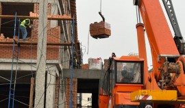 «Партийный десант» провёл мониторинг строительных и реконструкционных работ в ЧР