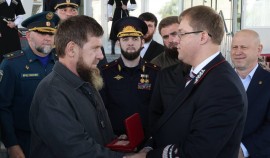 Рамзан Кадыров награждён знаком «Почётный железнодорожник ОАО „РЖД“»