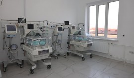 Отделение реанимации новорождённых в ЧР получило современное оборудование