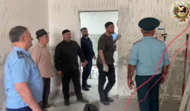 Прокурор Гудермесского района проверил капитальный ремонт школы в с. Джалка