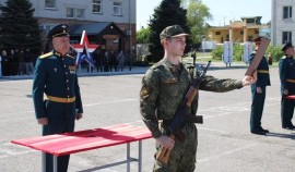 Студенты Военного учебного центра ГГНТУ приняли Военную присягу| грозный, чгтрк