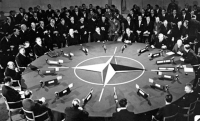 18 июля 1955 года в Париже прошла первая Конференция парламентариев стран-членов НАТО 