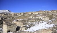В горных районах Чечни специалисты восстанавливают старинные дома и башни