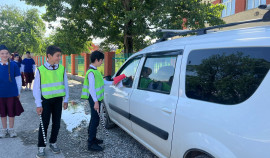 В Шали прошла акция «Правила в каждый дом» по безопасности на дорогах