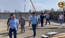 Прокуратура ЧР проверила строительство школы в с. Комсомольское