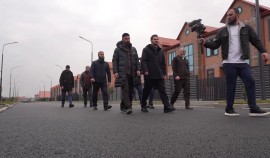 Хас-Магомед Кадыров провел инспекцию таунхаусов перед открытием