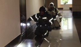 Совместные подразделения Росгвардии и МЧС провели учение по ликвидации условного пожара в Грозном| грозный, чгтрк