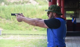 Команда Росгвардии победила на чемпионате по служебному биатлону в Грозном| грозный, чгтрк
