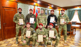 В Росгвардии Чеченской Республики наградили обладателей краповых беретов