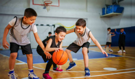 Школьники отметили День физкультурника на конкурсе «О спорт — ты мир!»