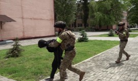 В школах Грозного проходят тренировки по эвакуации в случае ЧП| грозный, чгтрк