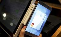 Герман Греф рассказал о возможном партнерстве Сбербанка с Apple Pay и Samsung Pay