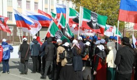 Больше трех тысяч студентов ЧГУ им. А.А.Кадырова прошли по Грозному в канун Дня народного единства.