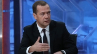 Премьер-министр РФ отметил начало восстановления российской экономики