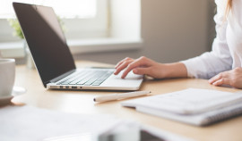 Жителям Грозного рассказали, выгодно ли брать отпуск на «майские праздники»