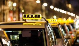 Проверяйте такси с Госуслугами для безопасных поездок