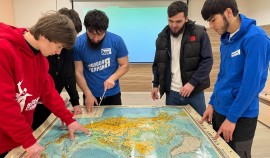 Ко Дню картографии и геодезии в ЧГУ им. А.А. Кадырова прошла познавательная встреча со студентами| грозный, чгтрк