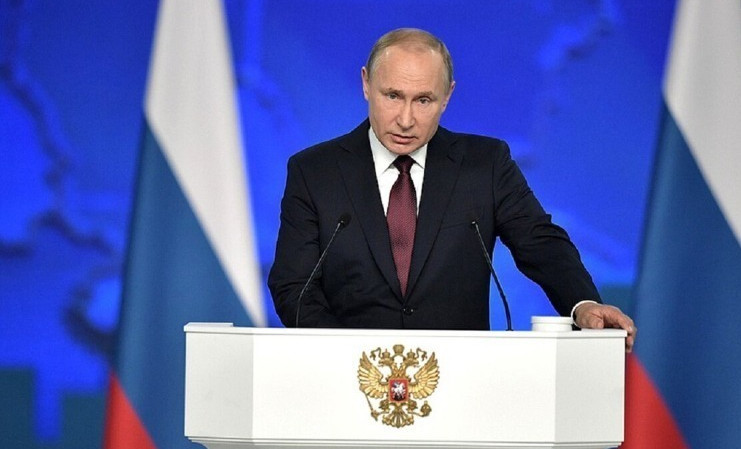 Владимир Путин поручил создать на портале госуслуг раздел "Россия – страна возможностей"