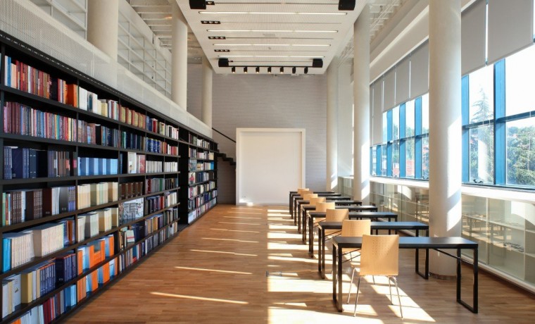 В рамках реализации нацпроекта "Культура" в городе Аргун проведена модернизация городской библиотеки