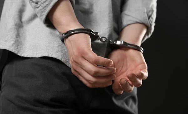 Житель Шелковского района подозревается в неправомерном обороте средства платежа