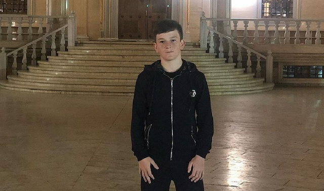 Фонд Кадырова подарил квартиру полуфиналисту музыкального конкурса «Ты супер!» Юсупу Алиеву