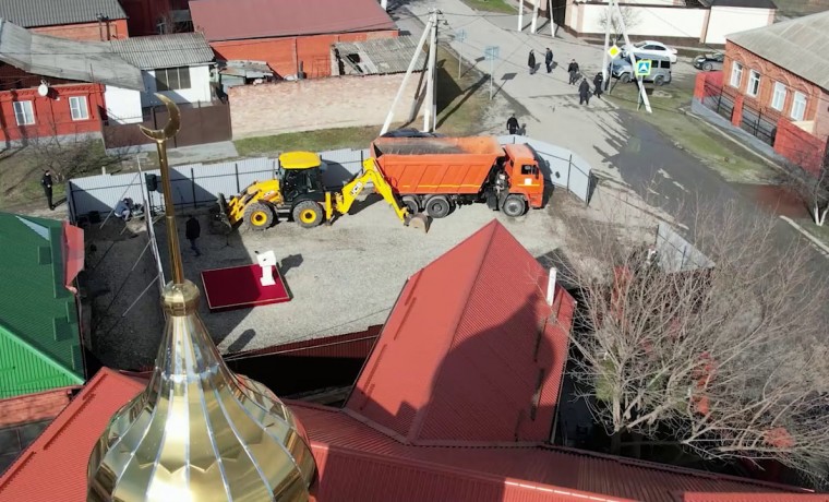 В Грозном прошла церемония закладки капсулы под строительство медресе для слепых и слабовидящих