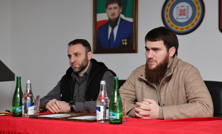 Филиалам ФГБУ «Управление «Чеченмелиоводхоз» передали машины от РОФ им. А.-Х. Кадырова