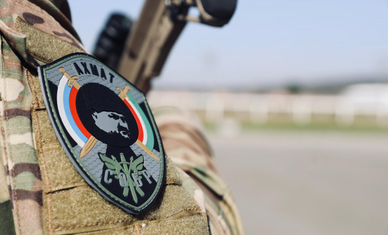 Сотрудники СОБР «АХМАТ» обеспечили правопорядок во время скачек в Грозном