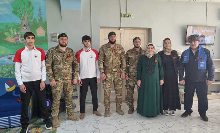 Росгвардейцы в Урус-Мартане приняли участие в круглом столе посвященном Дню Победы