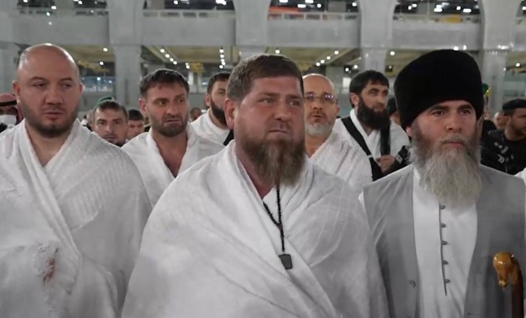 Рамзан Кадыров совершил малый хадж во время визита в Саудовскую Аравию