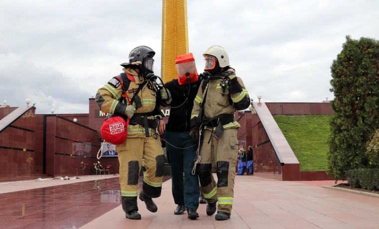 В Грозном пожарные провели учение в музее Мемориального комплекса Славы им. А.А.Кадырова