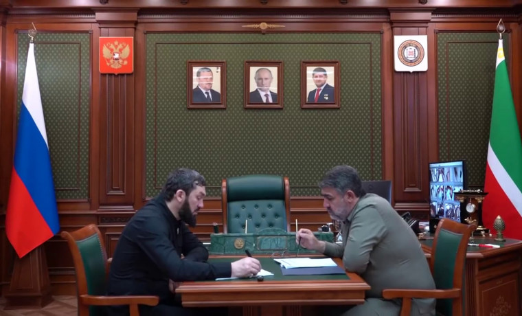 Магомед Даудов обсудил с Муслимом Зайпуллаевым ситуацию в курируемых министерством сферах