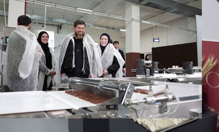 Рамзан Кадыров подробно ознакомился с технологическим процессом на шоколадной фабрике 