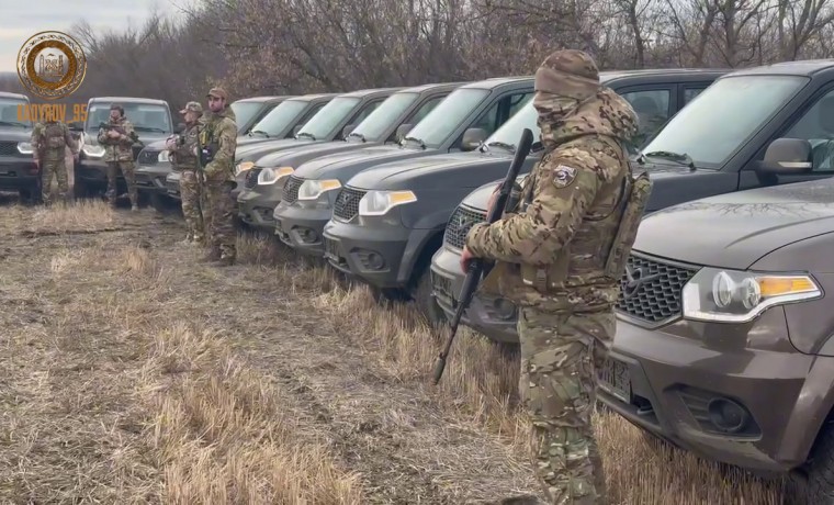 РОФ им. А.-Х. Кадырова отправил в зону СВО новый автотранспорт повышенной проходимости