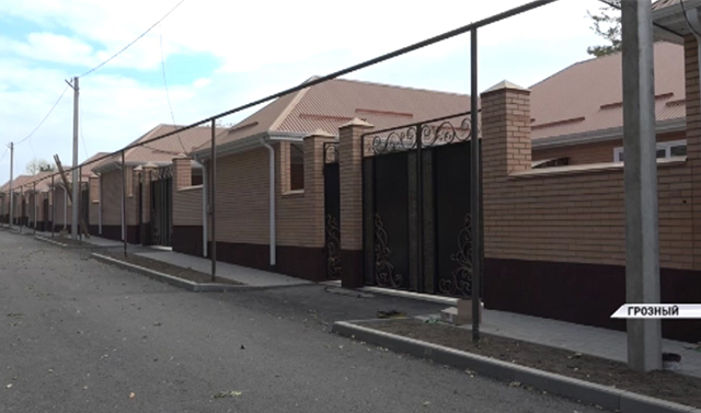 На 35 и 56 участках Грозного завершают прокладку коммуникаций