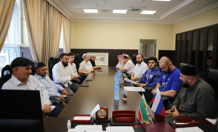 Представители МГЕР по ЧР поздравили работников Грозненского отделения РЖД с Днём железнодорожника