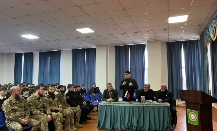 В Чеченской Республике «Единая Россия» отметила День Героев Отечества уроками мужества и памяти