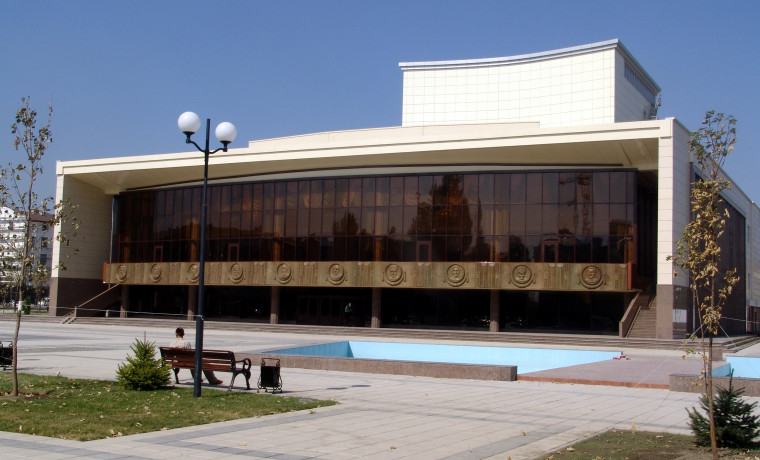 В театре имени Х. Нурадилова пройдет капитальный ремонт